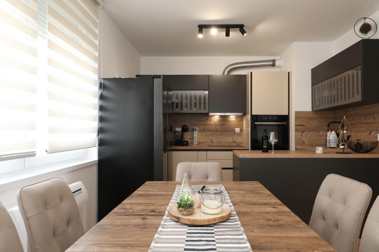 Apartman Maresa Задар Екстериор снимка