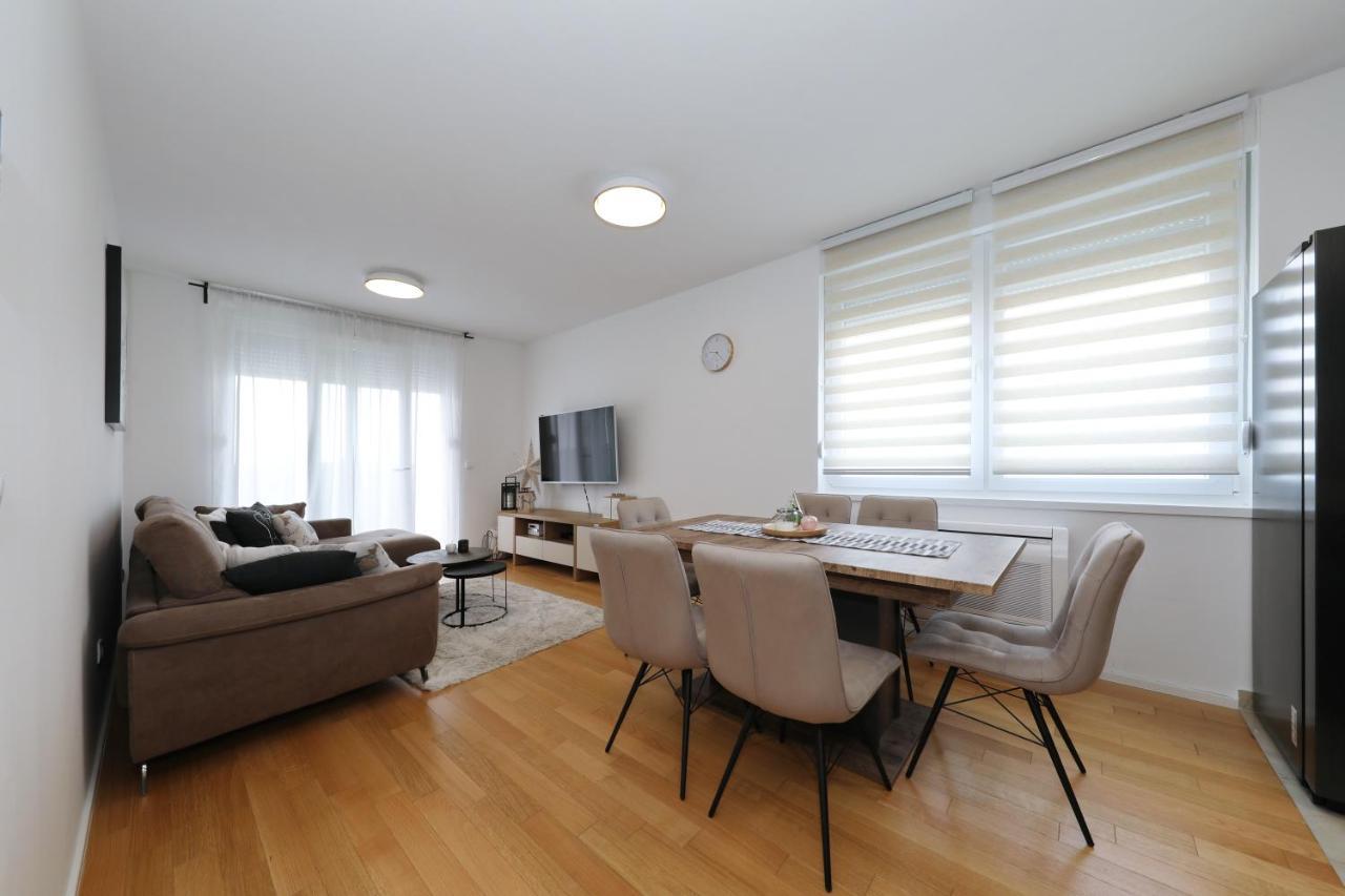 Apartman Maresa Задар Екстериор снимка